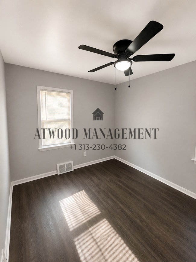 Building Photo - Coming Soon – Beautifully Updated Home *Coming Soon (Move-in ready by 6/1 or Sooner)*!