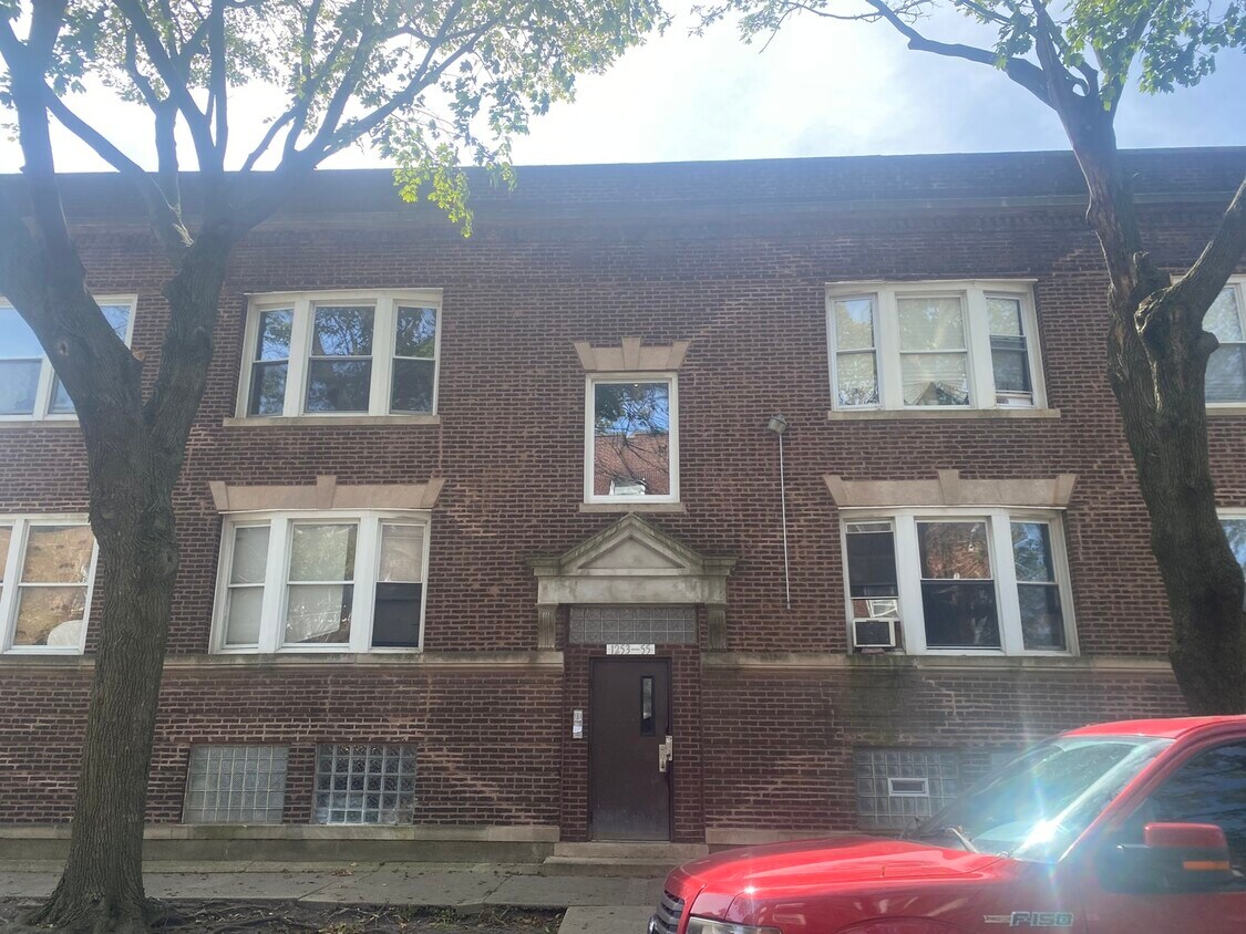 Primary Photo - 1253 W 80th St
