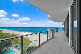 Building Photo - 3100 N Ocean Dr