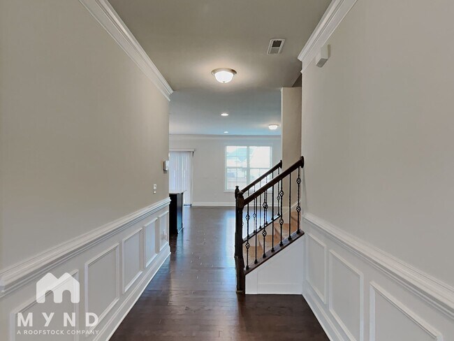 Foto del edificio - 7377 Birchshire Dr