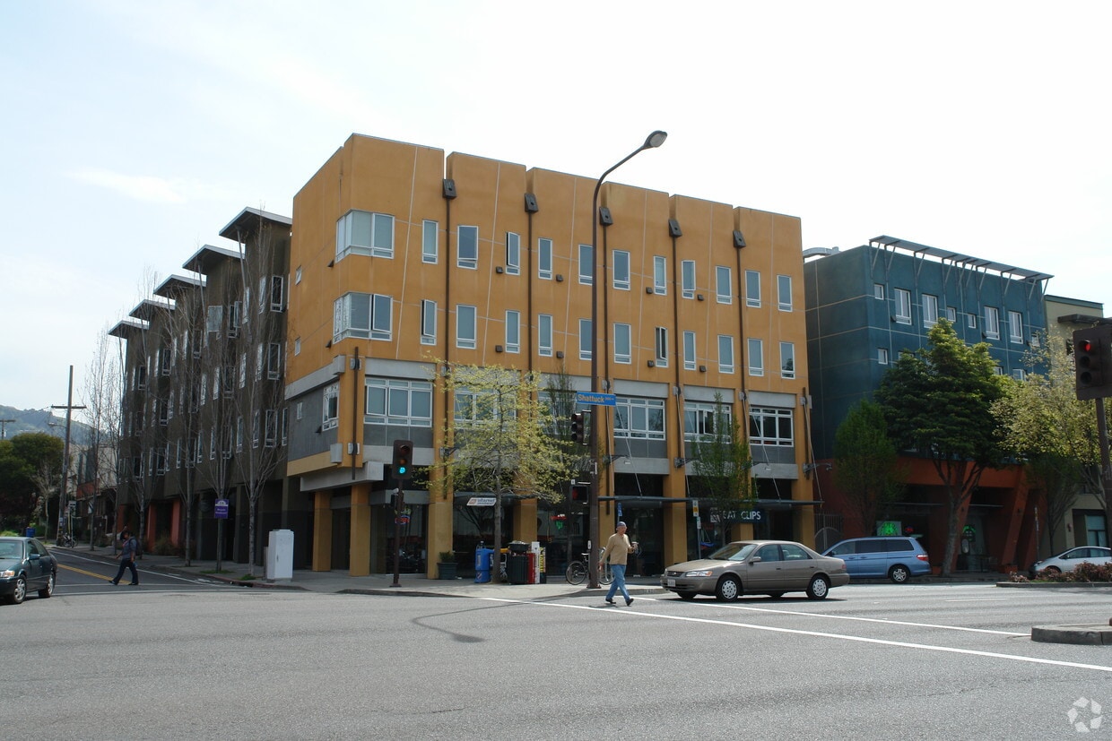 Primary Photo - & 2415 Shattuck-Manville Apartments