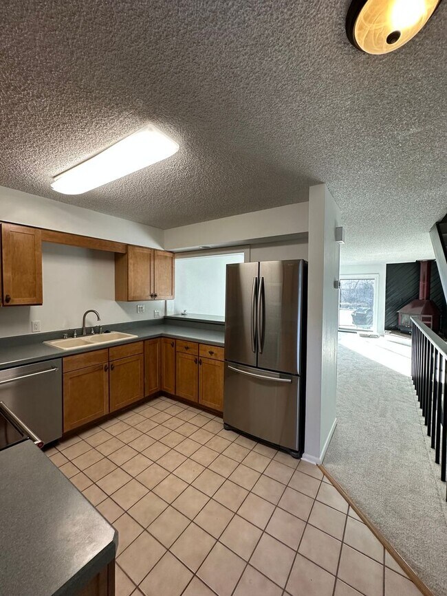 Foto del edificio - 2 Bedroom, 2 1/2 Bathroom Townhome located near hospitals and colleges!