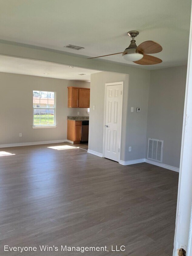 Primary Photo - 3 br, 1 bath House - 6212 Finley Road