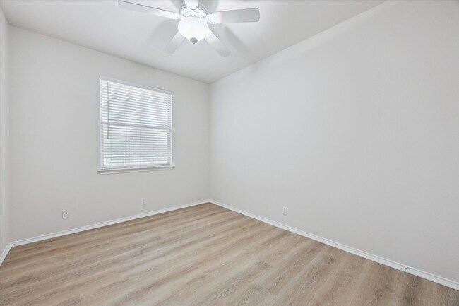 Building Photo - 16822 Tortoise St