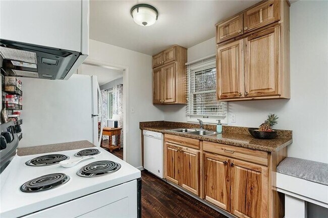Foto del edificio - 2 Bedroom House on West End