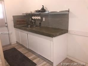 Building Photo - 1 br, 1 bath  - 944 Meridian Ave