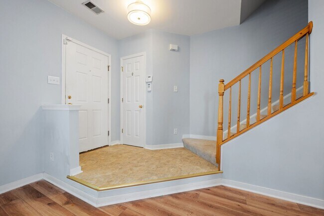 Building Photo - 5507 Millstream Ln
