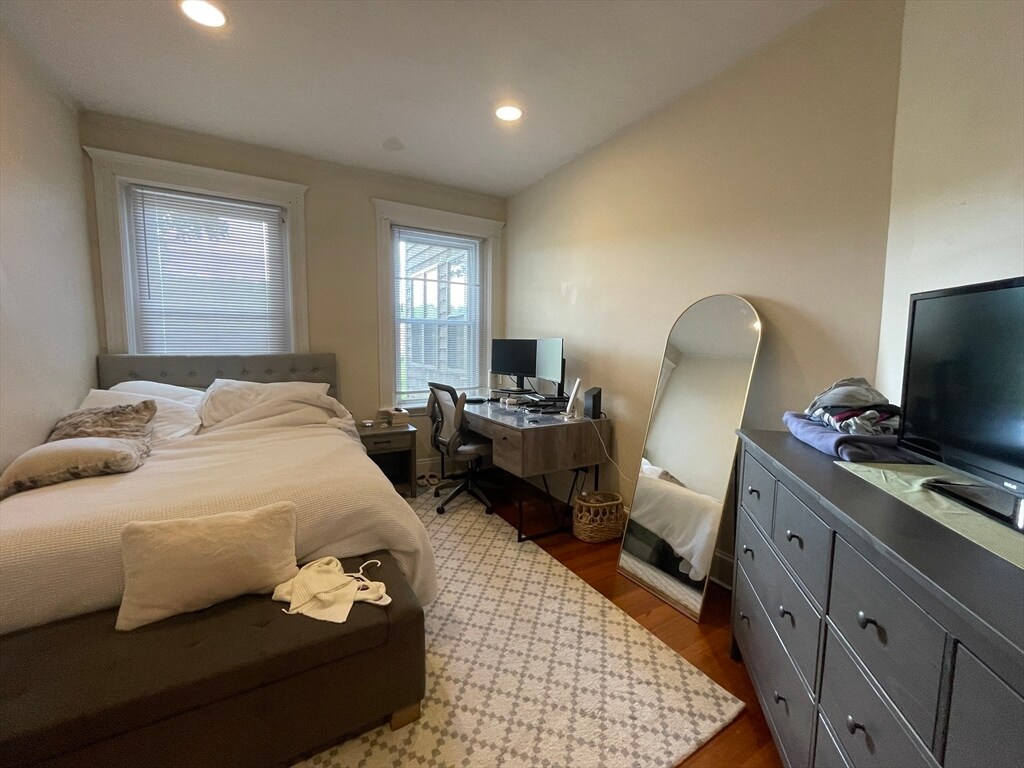 Photo - 191 Winthrop Rd (Brookline, MA)