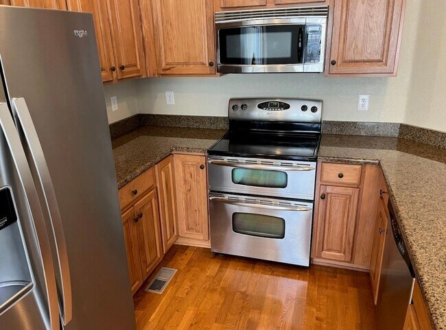 Building Photo - Gated Greenwood Village Community