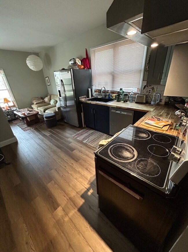 Foto del edificio - Contemporary 1BR/1BA - Location Meets Styl...
