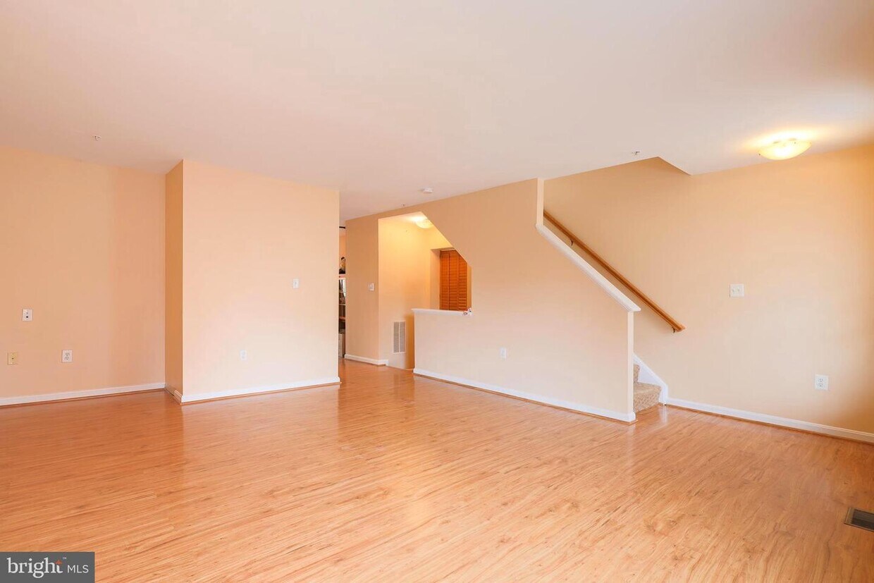 129 Emory Woods Ct, Gaithersburg, MD 20877 Townhouse for Rent in