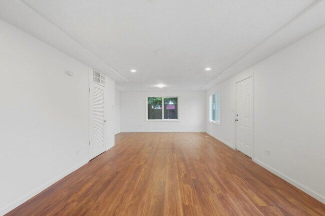 Foto del edificio - 810 E 63rd St