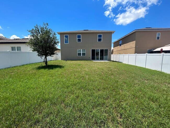 Foto del edificio - 680 Meadow Pointe Dr