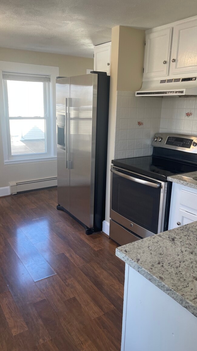 Building Photo - 68 High St