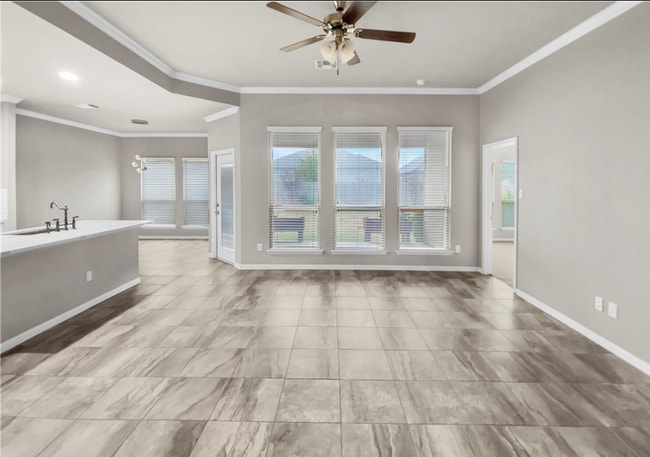 Building Photo - 811 Cross Dr.