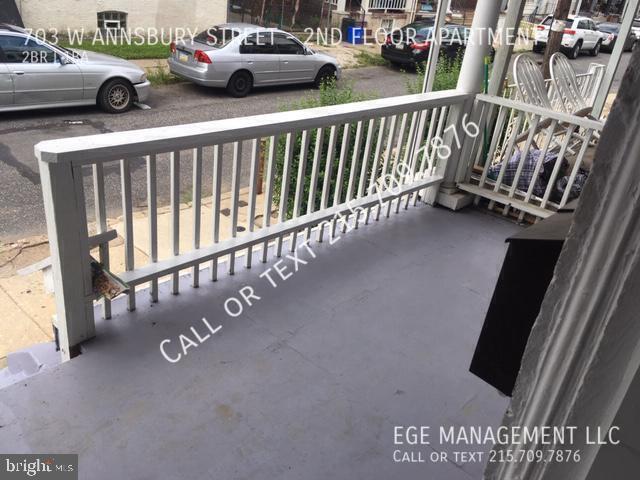 Foto del edificio - 703 W Annsbury St