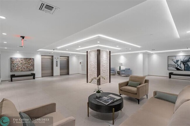 Building Photo - 777 Bayshore Dr