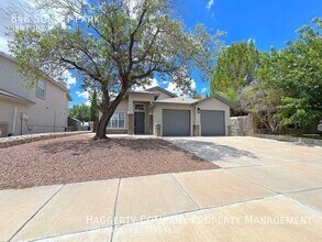 Building Photo - 848 Sunset Park Dr