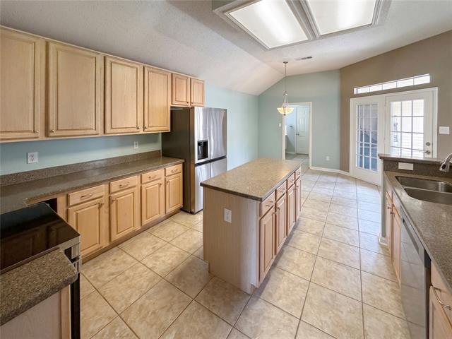 Foto del edificio - 3813 Cromwell Dr