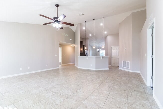 Foto del edificio - 2130 Fawn Meadow Cir