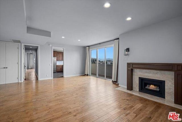 Building Photo - 116 N Swall Dr