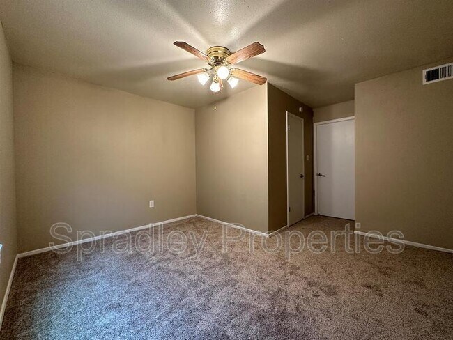 Building Photo - 200 Bosque Rd