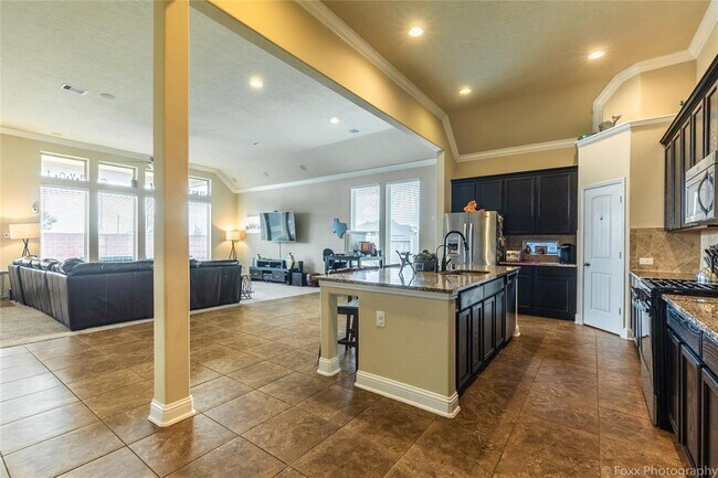 Building Photo - 8103 Lockridge Terrace Ln