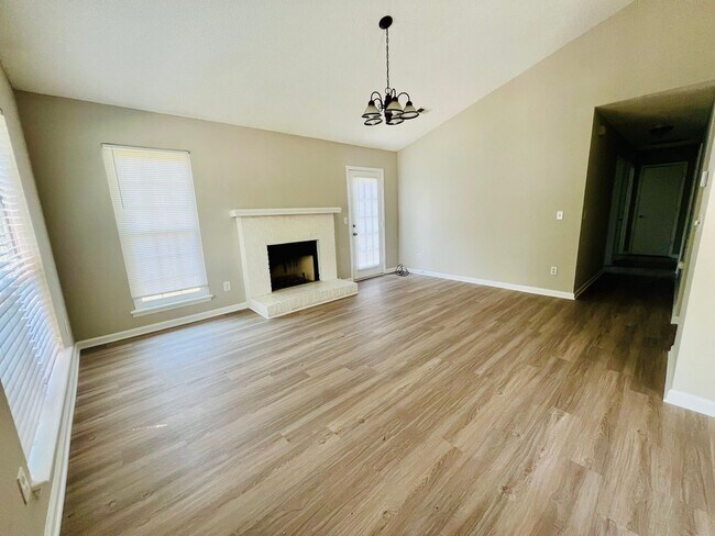Building Photo - 3417 Braewick Pl