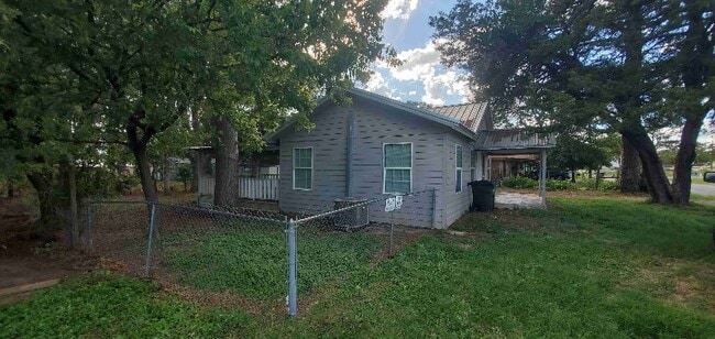 Building Photo - 113 Eastover Dr