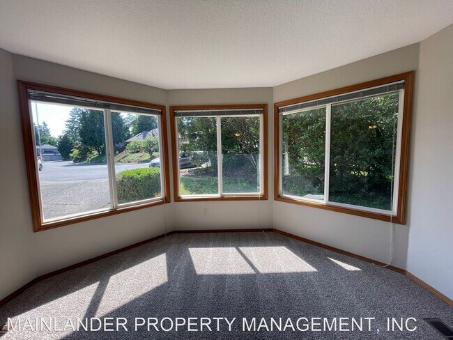 Foto del edificio - 3 br, 2.5 bath House - 2438 SOUTHSLOPE WAY