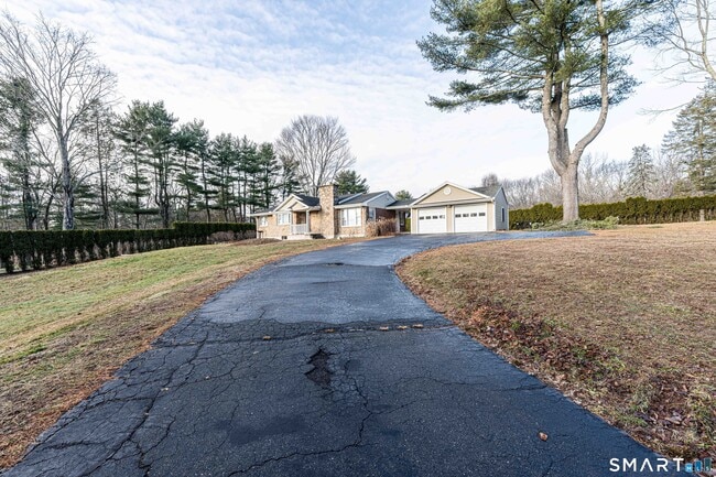 Building Photo - 109 Kings Hwy