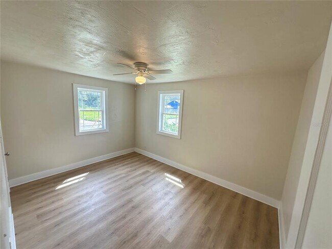 Foto del edificio - 1650 Prescott St S