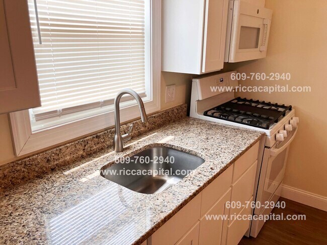 Foto del edificio - 1229 Mays Landing Rd