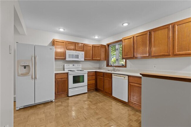 Foto del edificio - 5-25 Channing St
