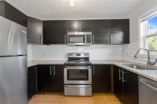 Foto del edificio - 1686 Wynndowne Trail