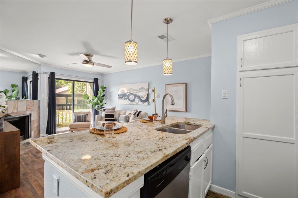 Primary Photo - 8888 Tallwood Dr