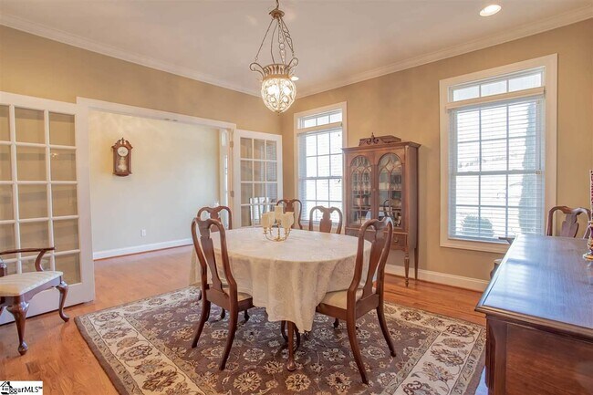 Foto del edificio - 132 Walnut Creek Way