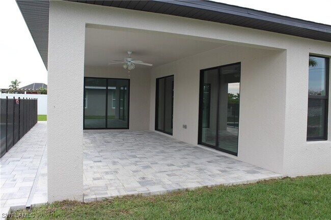 Foto del edificio - 1327 SW 3rd Ave