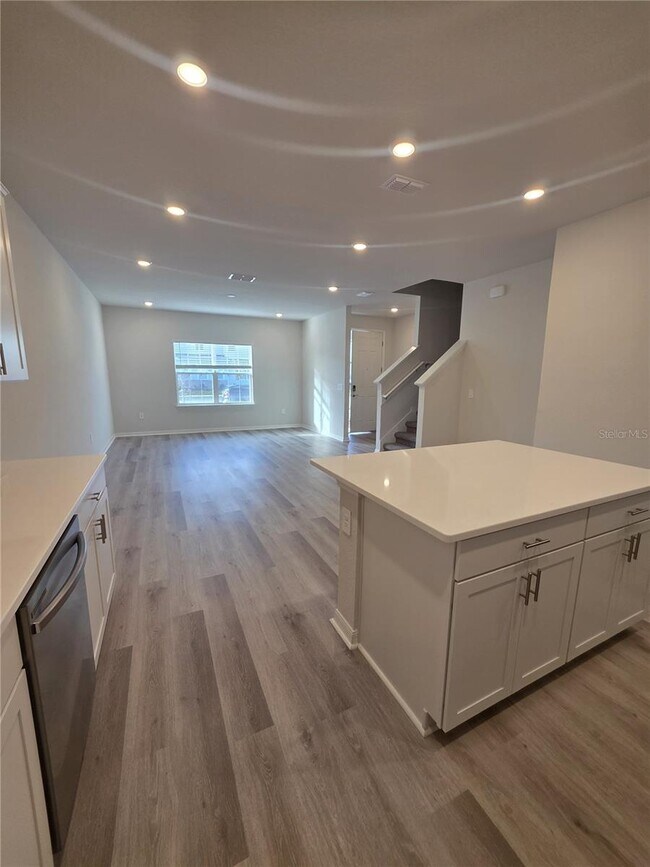 Foto del edificio - 5821 Freshwater Cyn Dr