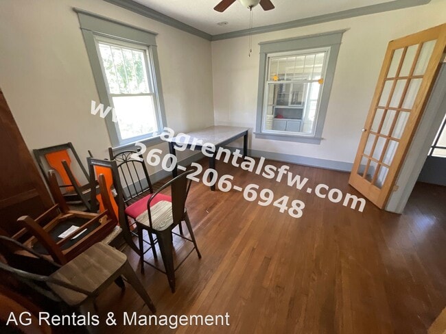 Building Photo - 5 br, 1.5 bath House - 2624 Maumee Ave