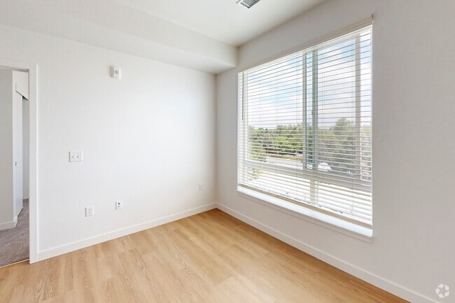 Sala de estar - 3HAB,2BA-1100SF - The Rose on Colfax