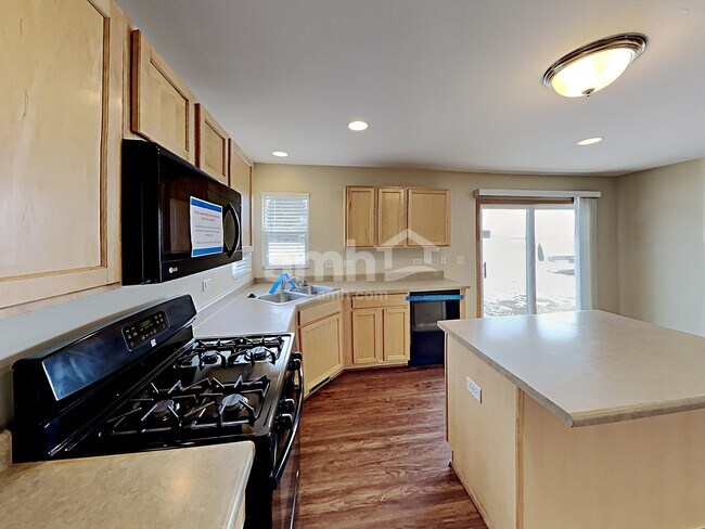 Foto del edificio - 6516 Roth Drive