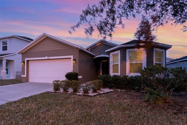 Building Photo - 1569 Tamarind Rd