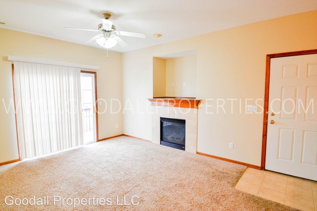 Foto del edificio - 1640 NW Prairie Lakes Dr