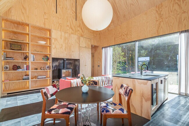 Building Photo - 4 Pandion Rd