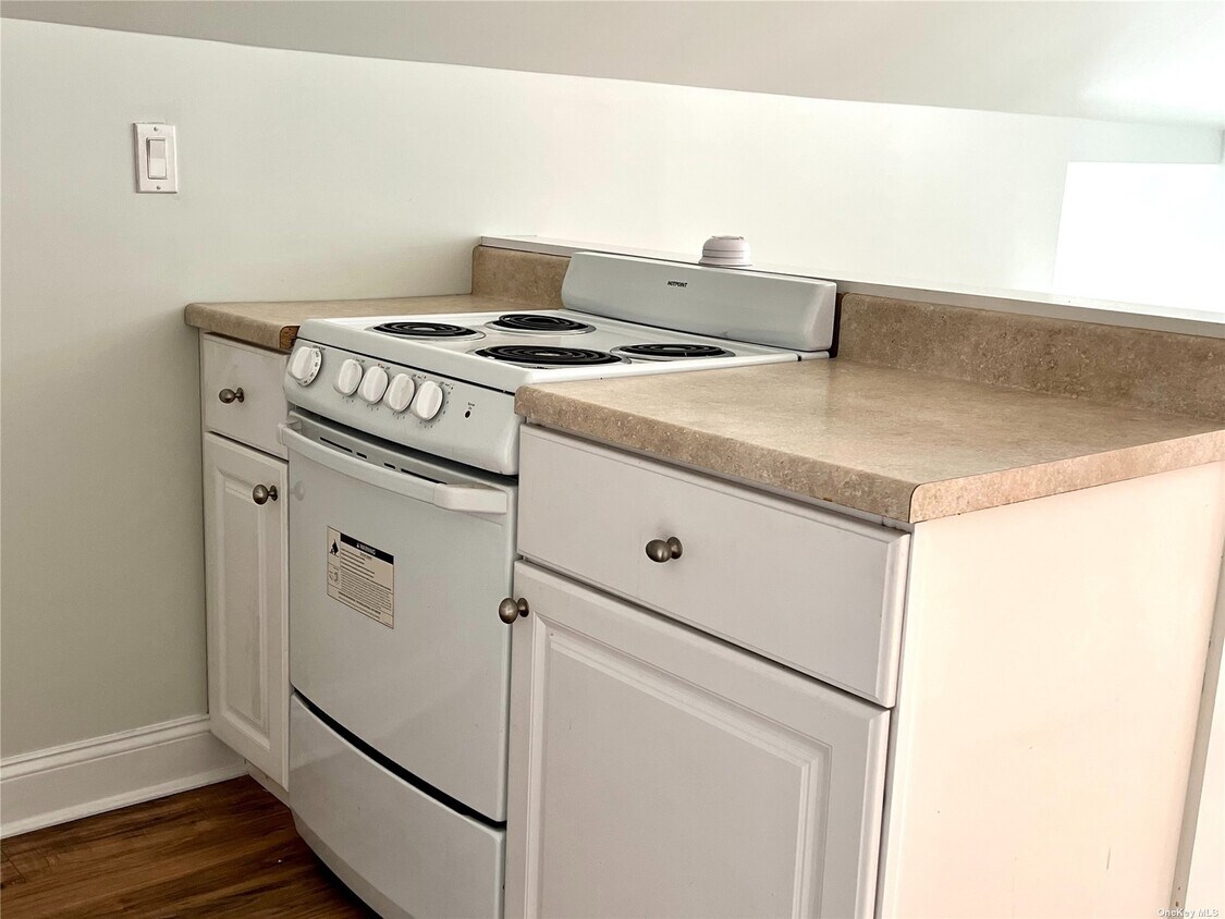 Foto del edificio - 8 Fern Pl