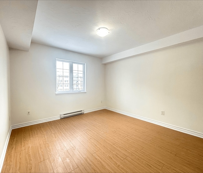 Building Photo - 100 Archibald Place