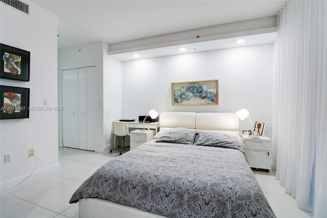 Foto del edificio - 92 SW 3rd St