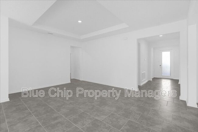 Building Photo - 2025 Shaggy Fisher Dr