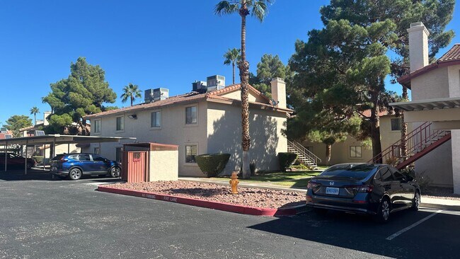 Building Photo - Beautiful & upscale 2 bedroom 2 bathrooms ...